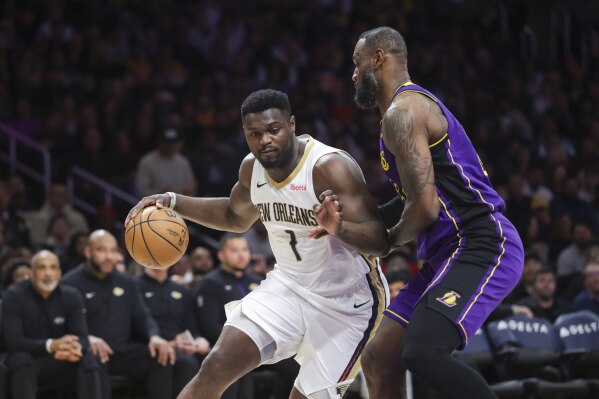 Score lakers top